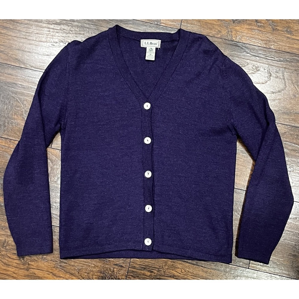 Vintage L.L. Bean Deep Purple Cardigan‎ 100% Wool Sweater, Women's Size Medium